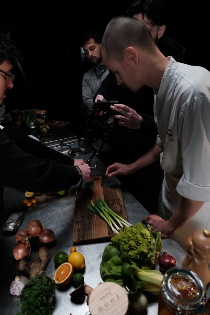 "The chef's kiss - A cooking tale" "The chef's kiss - A cooking tale"